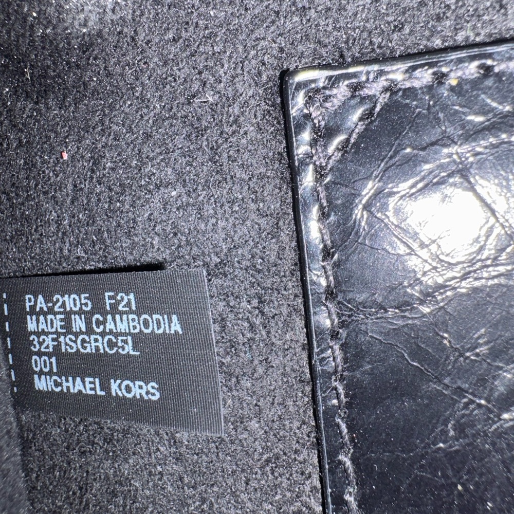 Michael Kors Studded Crossbody Black Leather COA Excellent Condition MK RARE - Picture 9 of 10